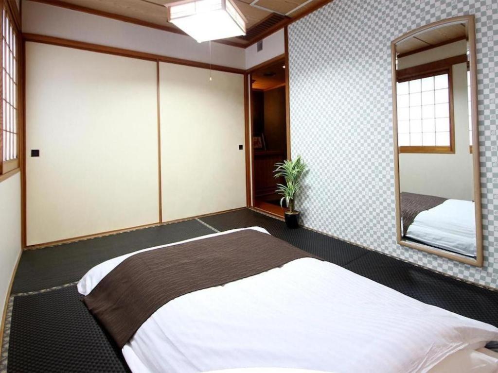 Hotel Livemax Budget Naha Tomarikou Exterior foto